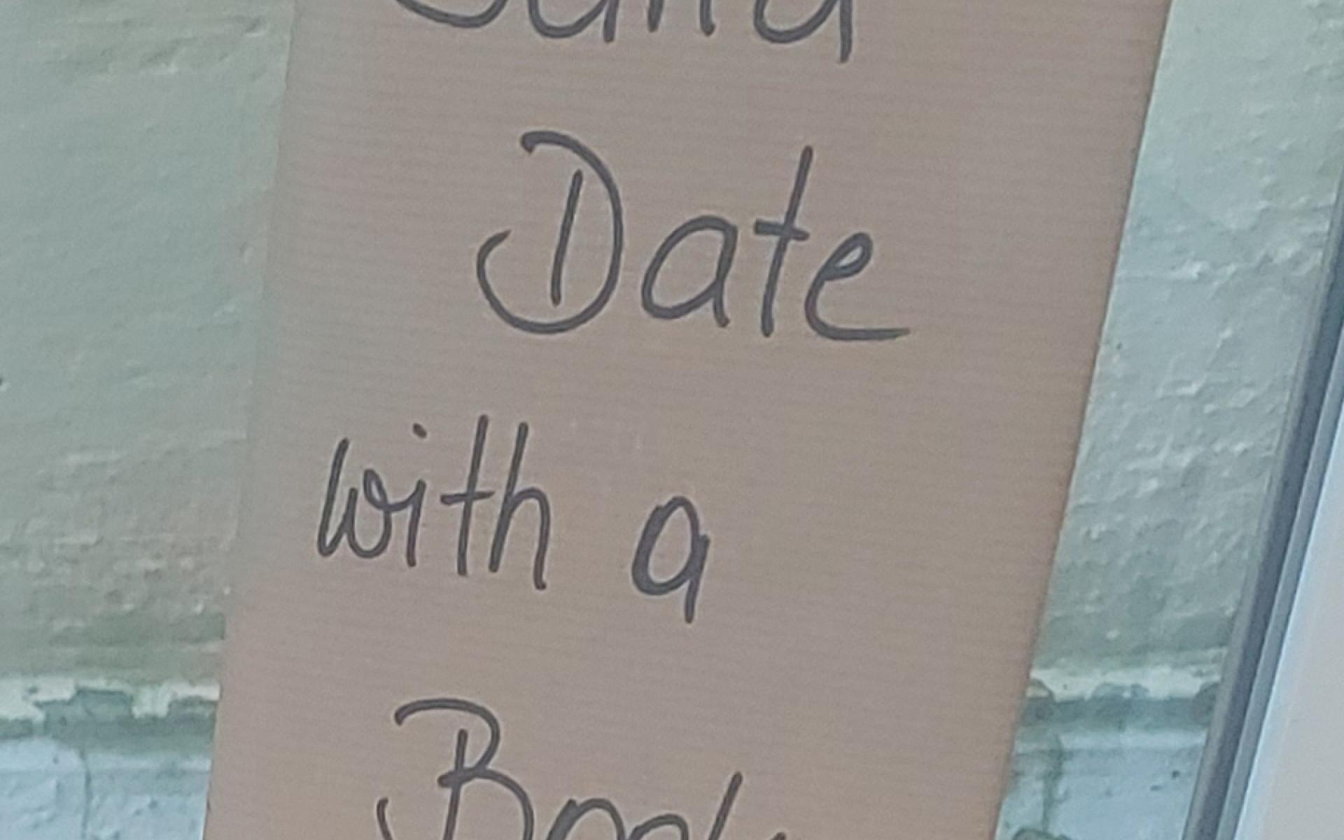 Blind Date with a Book 01