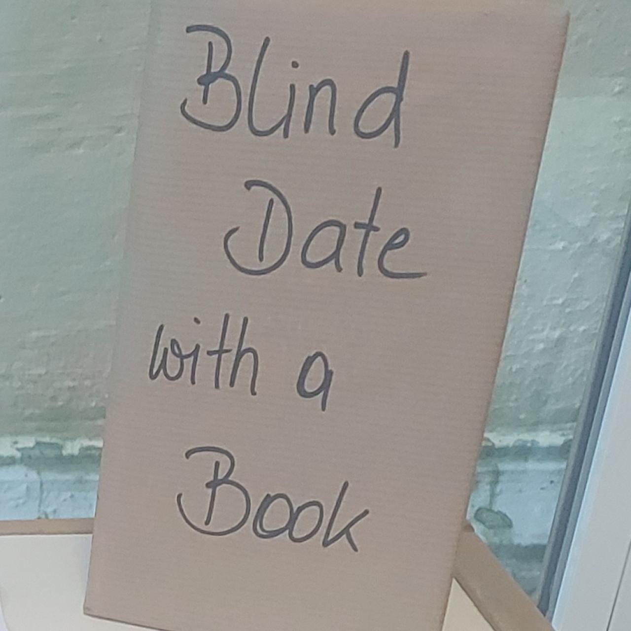 Blind Date with a Book 01